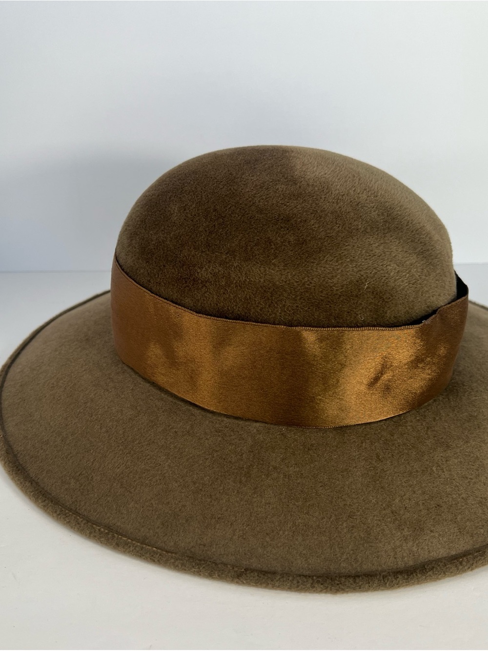 Vintage Louis Feraud Paris Brown Wool Felt Wide Brim Hat Satin Ribbon French